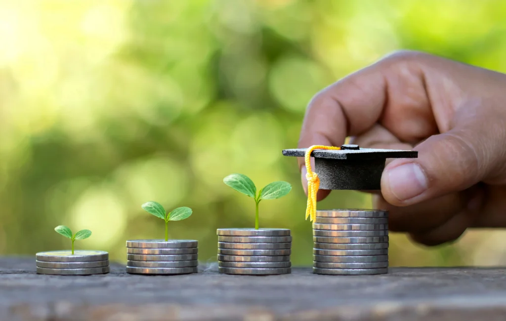 Guia sobre educação financeira digital com 8 dicas para transformar suas finanças